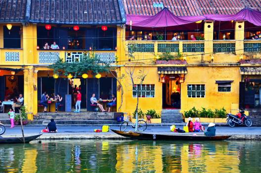 Hội An mở lại hoạt động hướng dẫn tham quan Khu phố cổ và Làng nghề