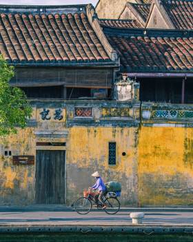 Phố Hội những ngày 'sống chậm'