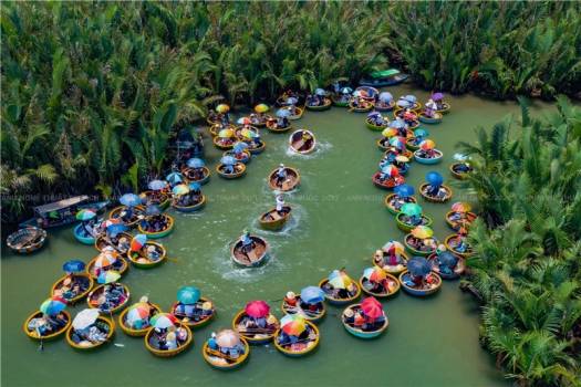 LAC THUNG PHAN VU TR