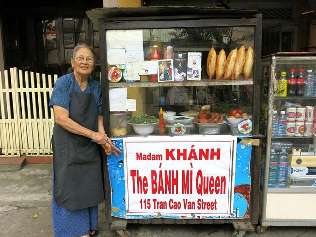 banh mi madame khanh 1205