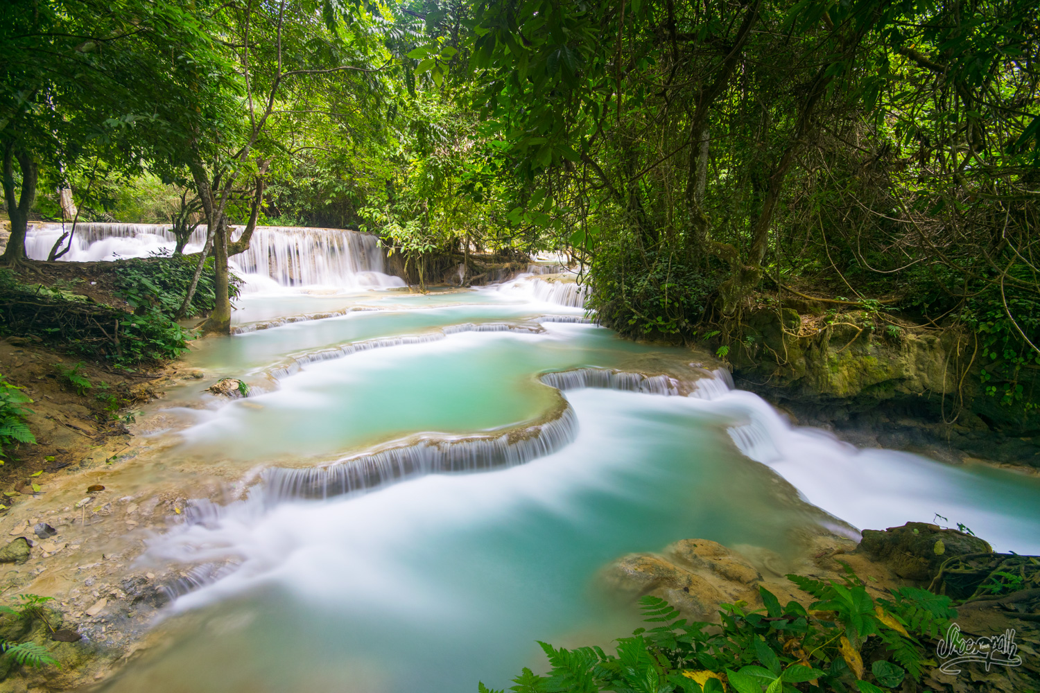 cascades kuang si luang prabang laos