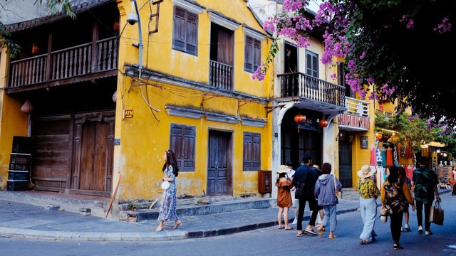 old town 1536x864 1690969117773984100281