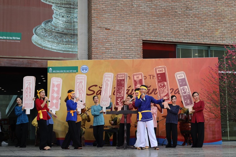 thap sang di san van hoa hoi an 2 9054