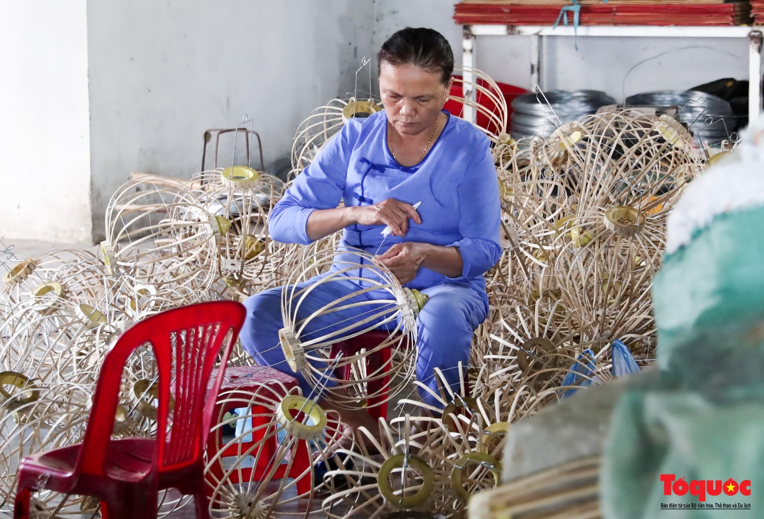 lang nghe long den hon 400 nam tuoi o hoi an tat bat vao vu trung thu 6 1724216980447529313292