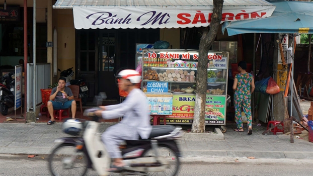 141850 4 banh mi saigon 251713422